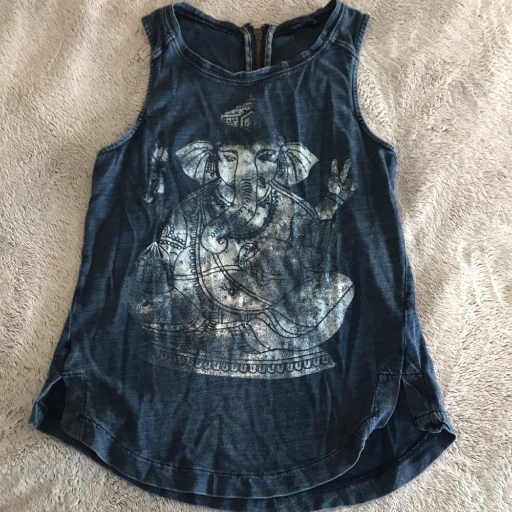 Lucky Brand t-shirt